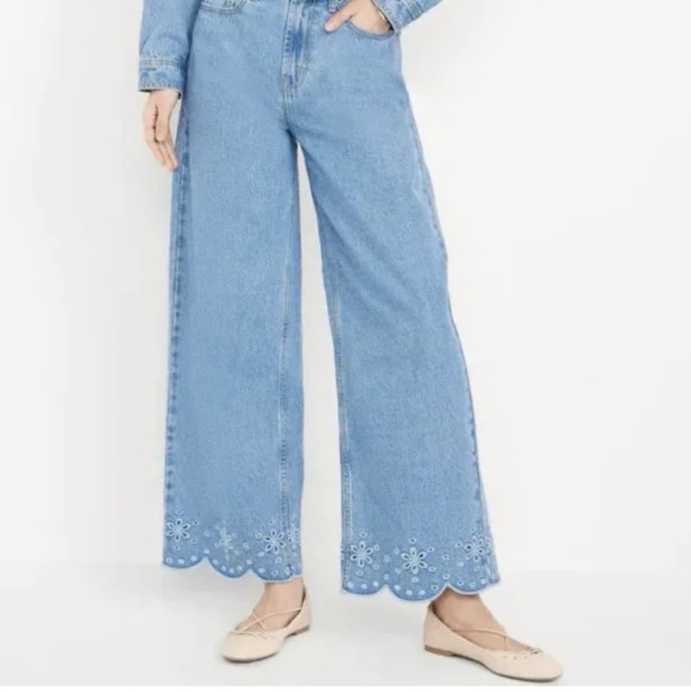 Old Navy High-Waisted Baggy Wide-Leg Eyelet Jeans NWT Sz 10